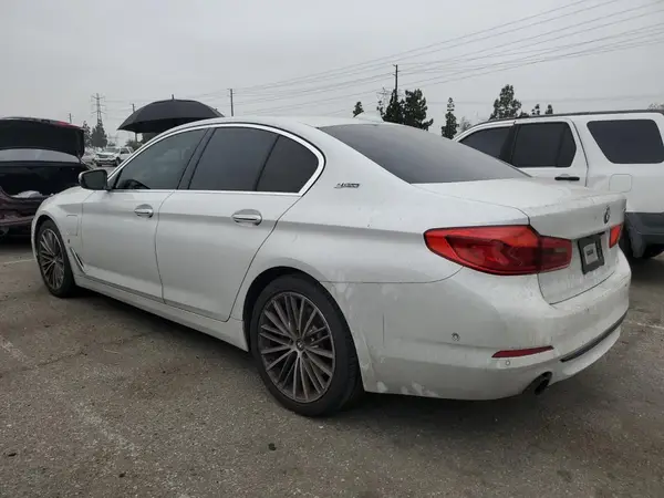 WBAJA9C55JB250172 2018 BMW 5ER - Image 2