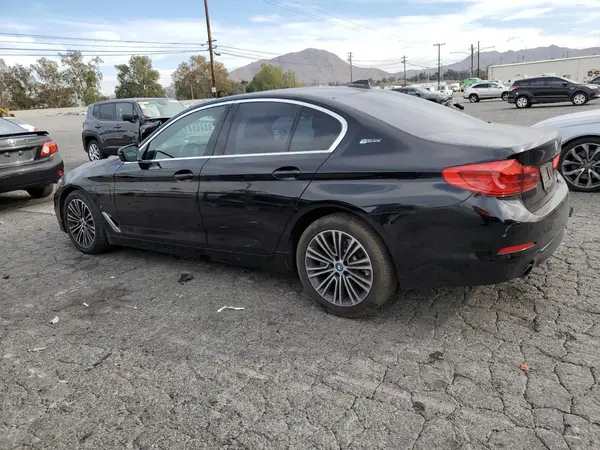 WBAJA9C55KB389560 2019 BMW 5ER - Image 2