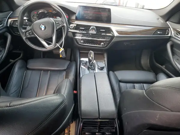 WBAJA9C55KB398758 2019 BMW 5ER - Image 8