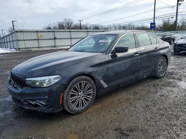 WBAJA9C56JB033116 2018 BMW 5ER - Image 1