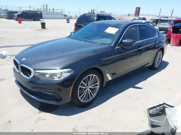 WBAJA9C56JB248995 2018 BMW 5ER - Image 2