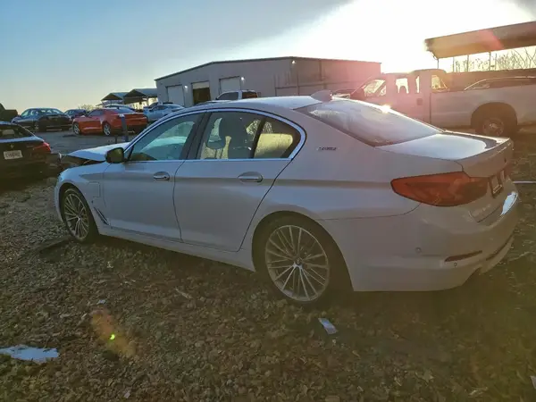 WBAJA9C56JB249032 2018 BMW 5ER - Image 2