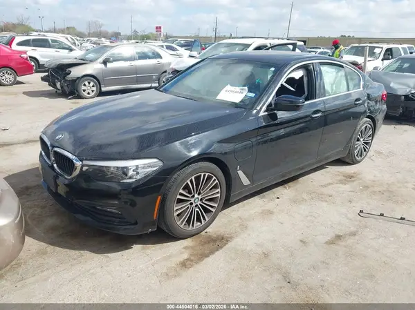 WBAJA9C56JB249306 2018 BMW 5ER - Image 2