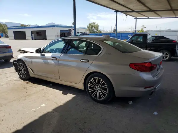 WBAJA9C56JB249337 2018 BMW 5ER - Image 2