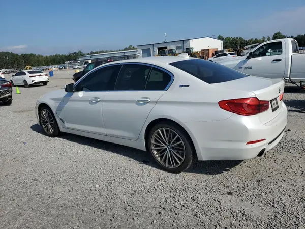 WBAJA9C56JB250200 2018 BMW 5ER - Image 2
