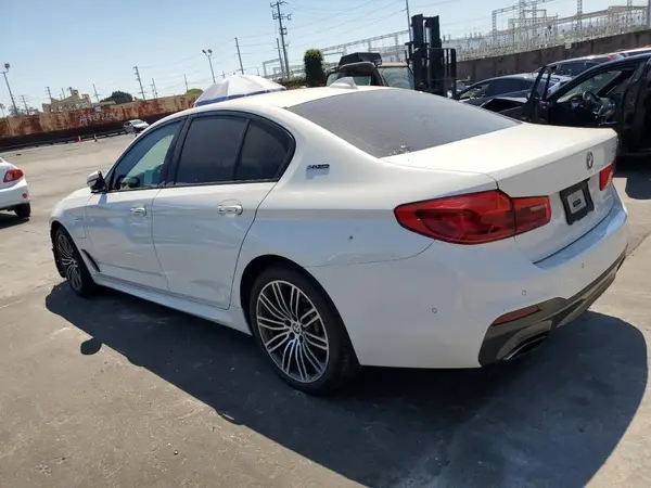 WBAJA9C56JB251251 2018 BMW 5ER - Image 2