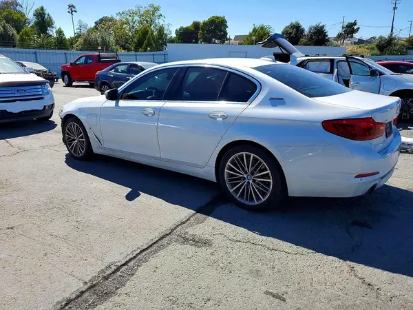 WBAJA9C56JB251718 2018 BMW 5ER - Image 2