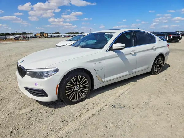 WBAJA9C56KB388451 2019 BMW 5ER - Image 1