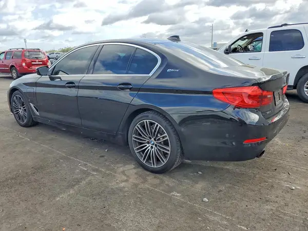 WBAJA9C56KB399143 2019 BMW 5ER - Image 2