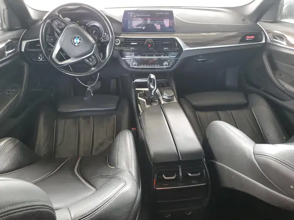 WBAJA9C57JB033092 2018 BMW 5ER - Image 8