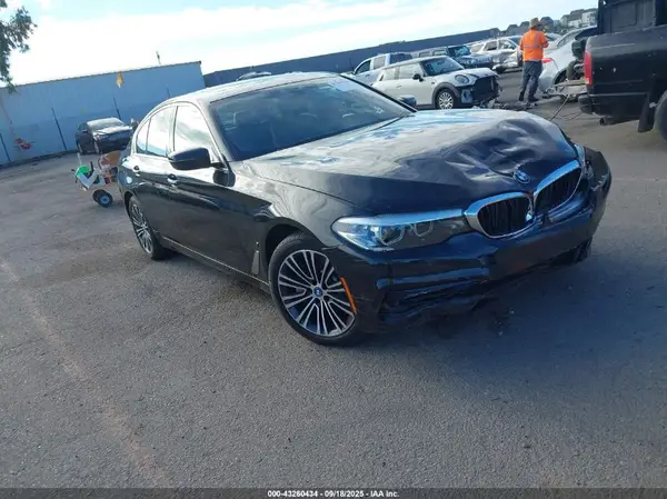 WBAJA9C57JB033691 2018 BMW 5ER - Image 1