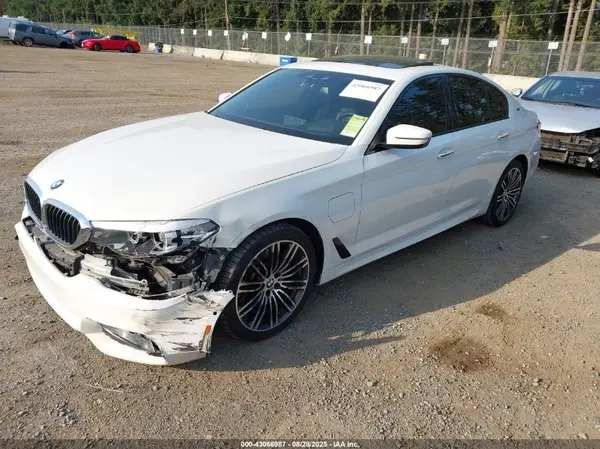 WBAJA9C57JB249394 2018 BMW 5ER - Image 2
