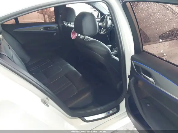 WBAJA9C57JB249475 2018 BMW 5ER - Image 8