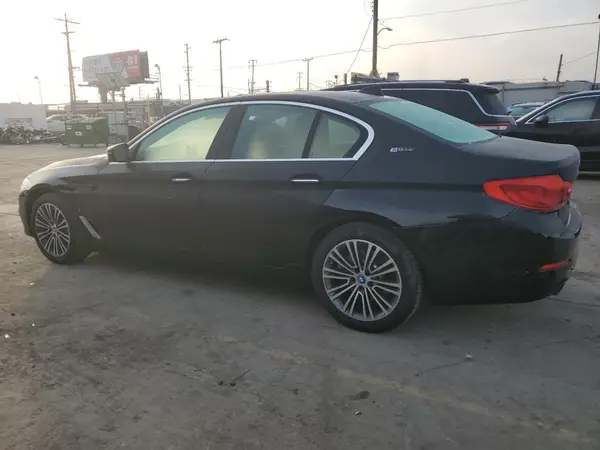 WBAJA9C57JB250691 2018 BMW 5ER - Image 2
