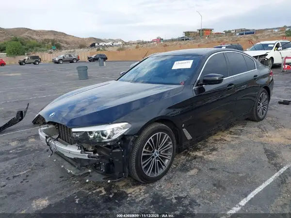 WBAJA9C57KB388460 2019 BMW 5ER - Image 2