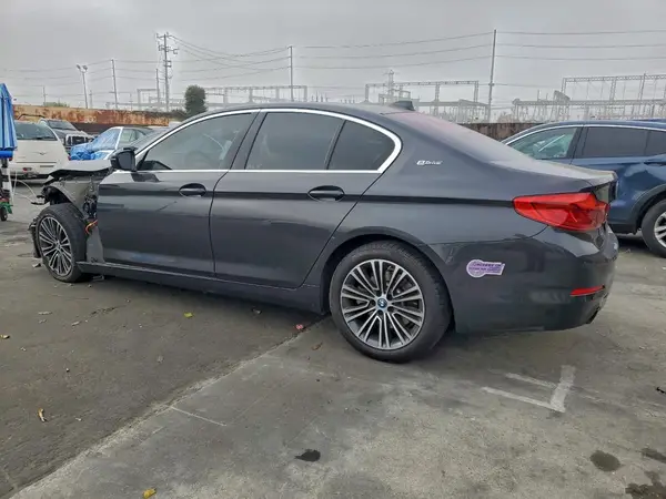 WBAJA9C57KB389799 2019 BMW 5ER - Image 2