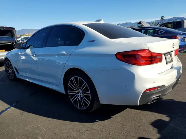 WBAJA9C57KB389964 2019 BMW 5ER - Image 2