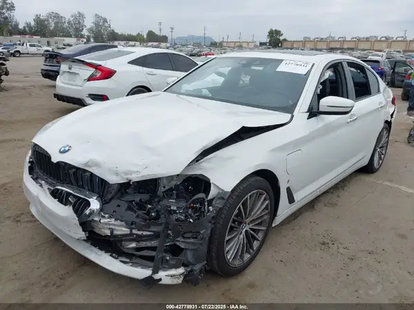 WBAJA9C58JB034140 2018 BMW 5ER - Image 2