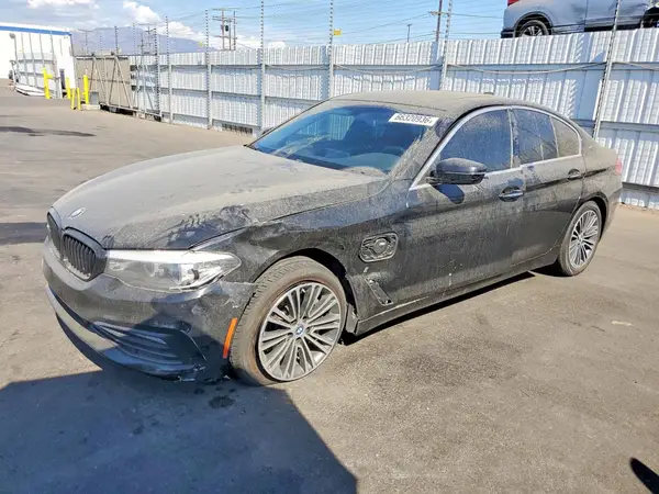 WBAJA9C58JB249677 2018 BMW 5ER - Image 1