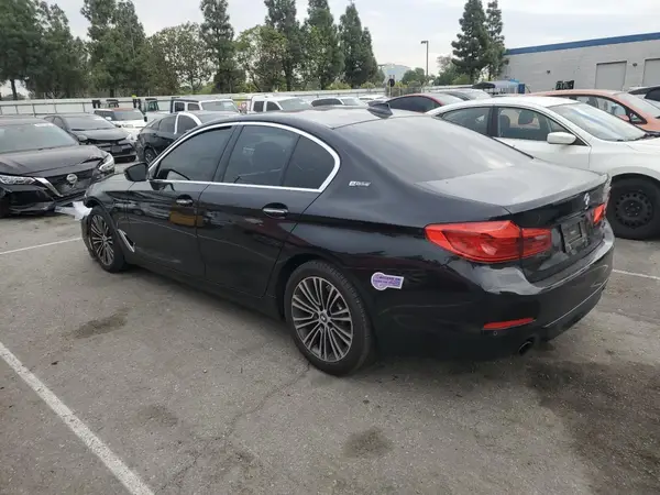 WBAJA9C58JB252269 2018 BMW 5ER - Image 2