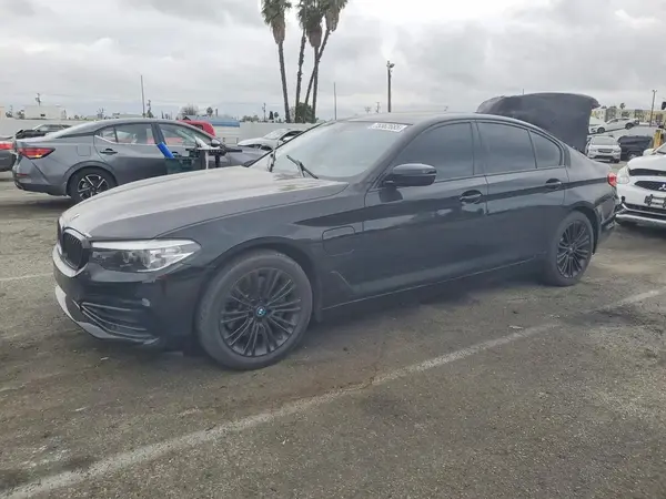 WBAJA9C58KB392422 2019 BMW 5ER - Image 1