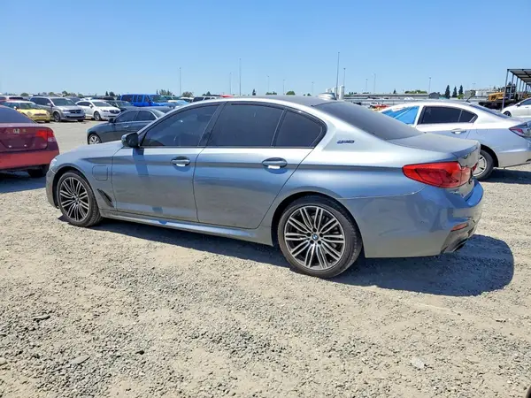 WBAJA9C58KB399130 2019 BMW 5ER - Image 2