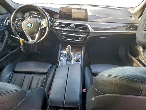 WBAJA9C59JB032879 2018 BMW 5ER - Image 8