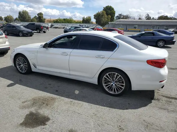 WBAJA9C59JB033045 2018 BMW 5ER - Image 2