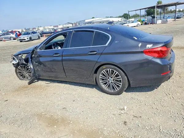 WBAJA9C59JB033062 2018 BMW 5ER - Image 2