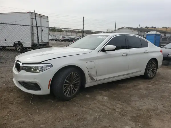 WBAJA9C59JB033580 2018 BMW 5ER - Image 1