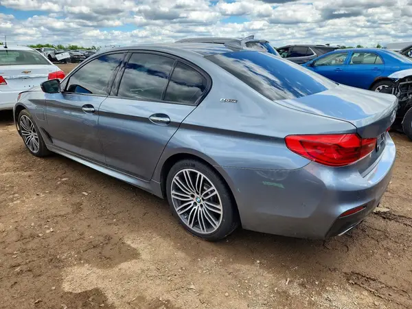WBAJA9C59JB034325 2018 BMW 5ER - Image 2