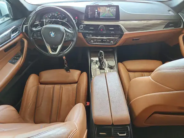 WBAJA9C59JB249025 2018 BMW 5ER - Image 8