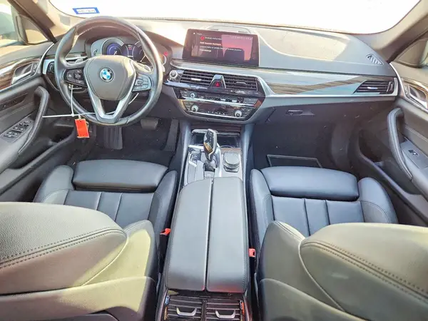 WBAJA9C59JB250305 2018 BMW 5ER - Image 8