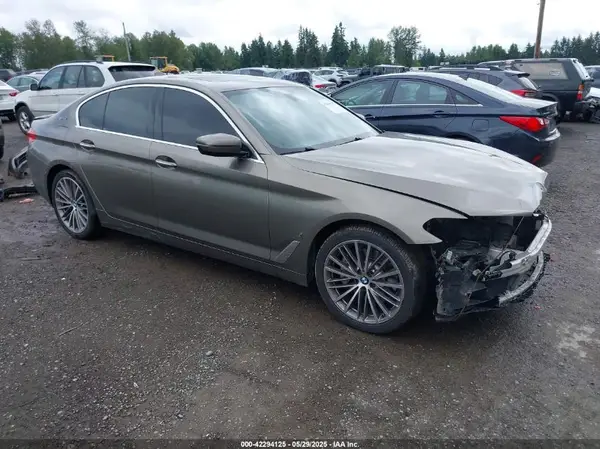 WBAJA9C59JB250918 2018 BMW 5ER - Image 1
