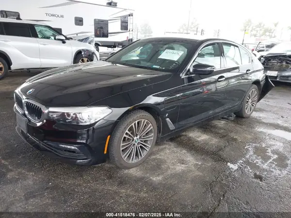 WBAJA9C59JB252894 2018 BMW 5ER - Image 2