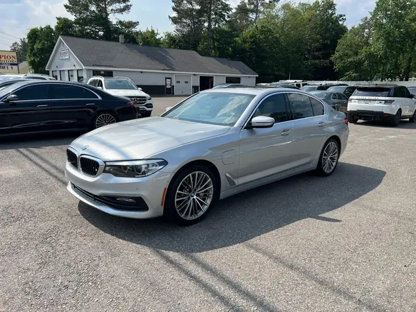 WBAJA9C59JG623166 2018 BMW 5ER - Image 2