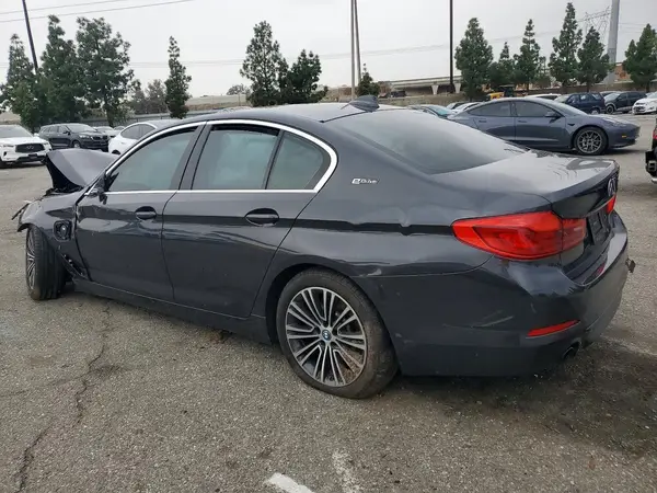 WBAJA9C59KB391991 2019 BMW 5ER - Image 2