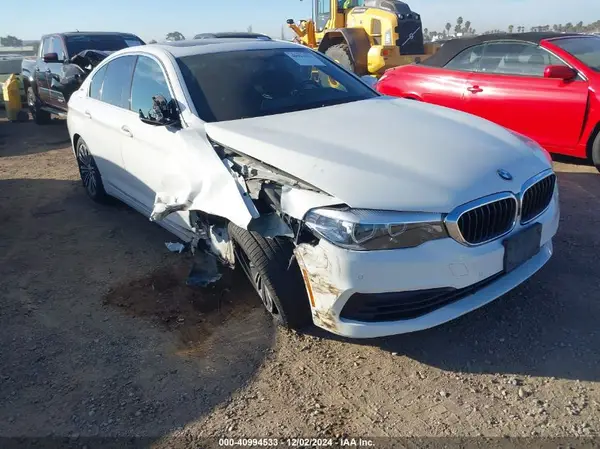 WBAJA9C59KB393045 2019 BMW 5ER - Image 1