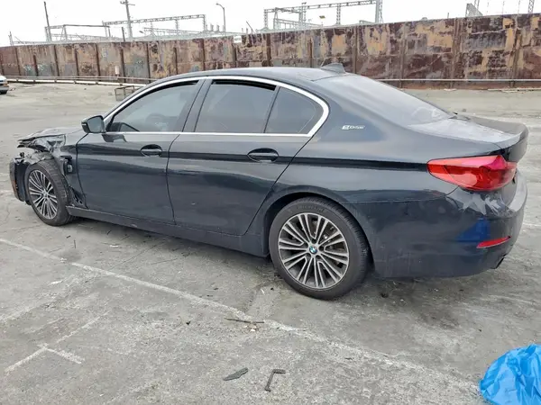 WBAJA9C59KB393630 2019 BMW 5ER - Image 2