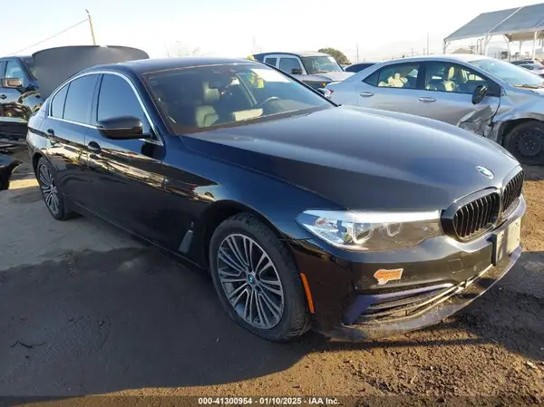 WBAJA9C59KB398763 2019 BMW 5ER - Image 1