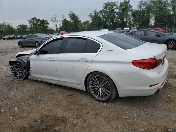 WBAJA9C59KB398990 2019 BMW 5ER - Image 2