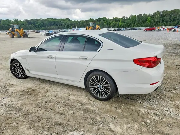 WBAJA9C5XJB032745 2018 BMW 5ER - Image 2