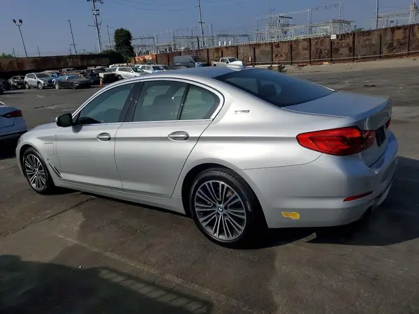 WBAJA9C5XJB033426 2018 BMW 5ER - Image 2