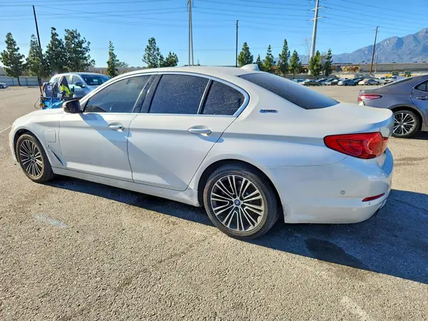 WBAJA9C5XJB249910 2018 BMW 5ER - Image 2