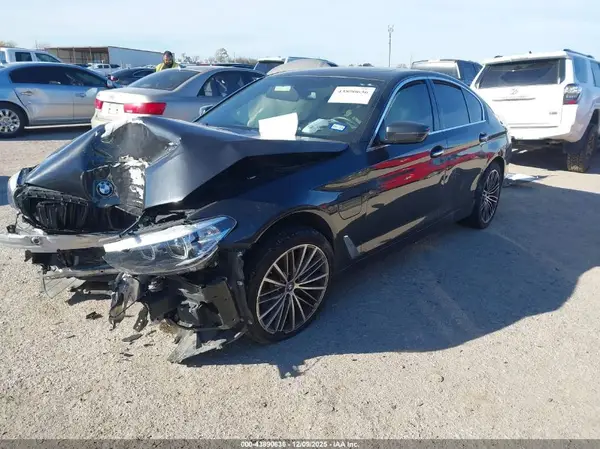 WBAJA9C5XJB251981 2018 BMW 5ER - Image 2