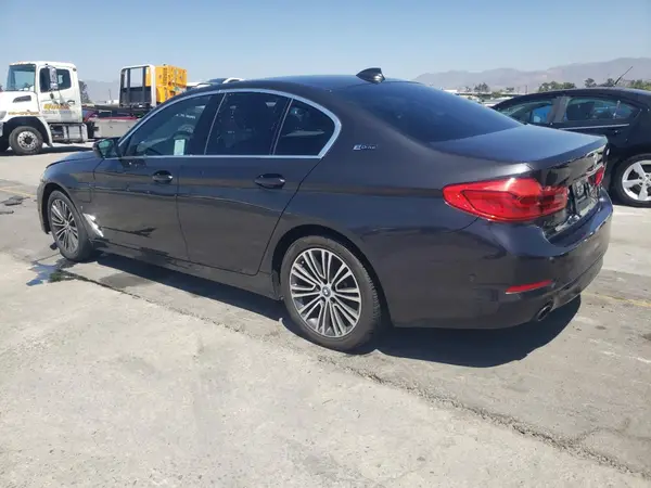 WBAJA9C5XKB254252 2019 BMW 5ER - Image 2