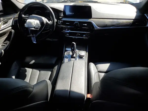 WBAJA9C5XKB399372 2019 BMW 5ER - Image 8