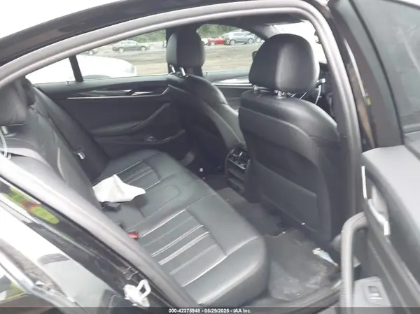 WBAJB1C51KB375850 2019 BMW 5ER - Image 8