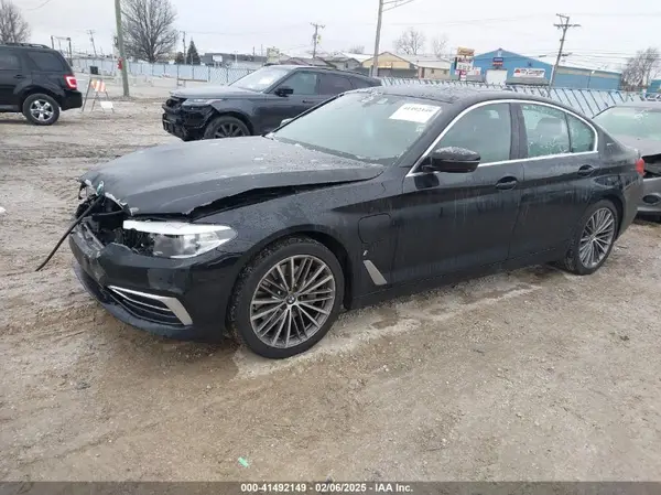 WBAJB1C51KB376965 2019 BMW 5ER - Image 2