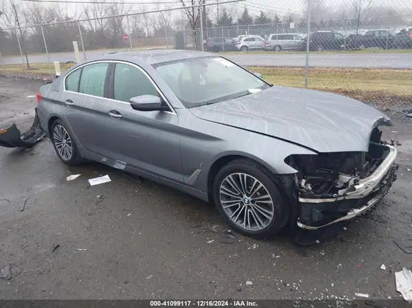 WBAJB1C52JG624089 2018 BMW 5ER - Image 1